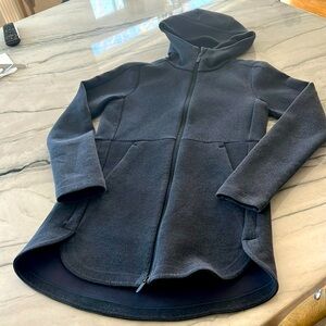 Lululemon Navy A-Line hooded jacket in size 4, XS